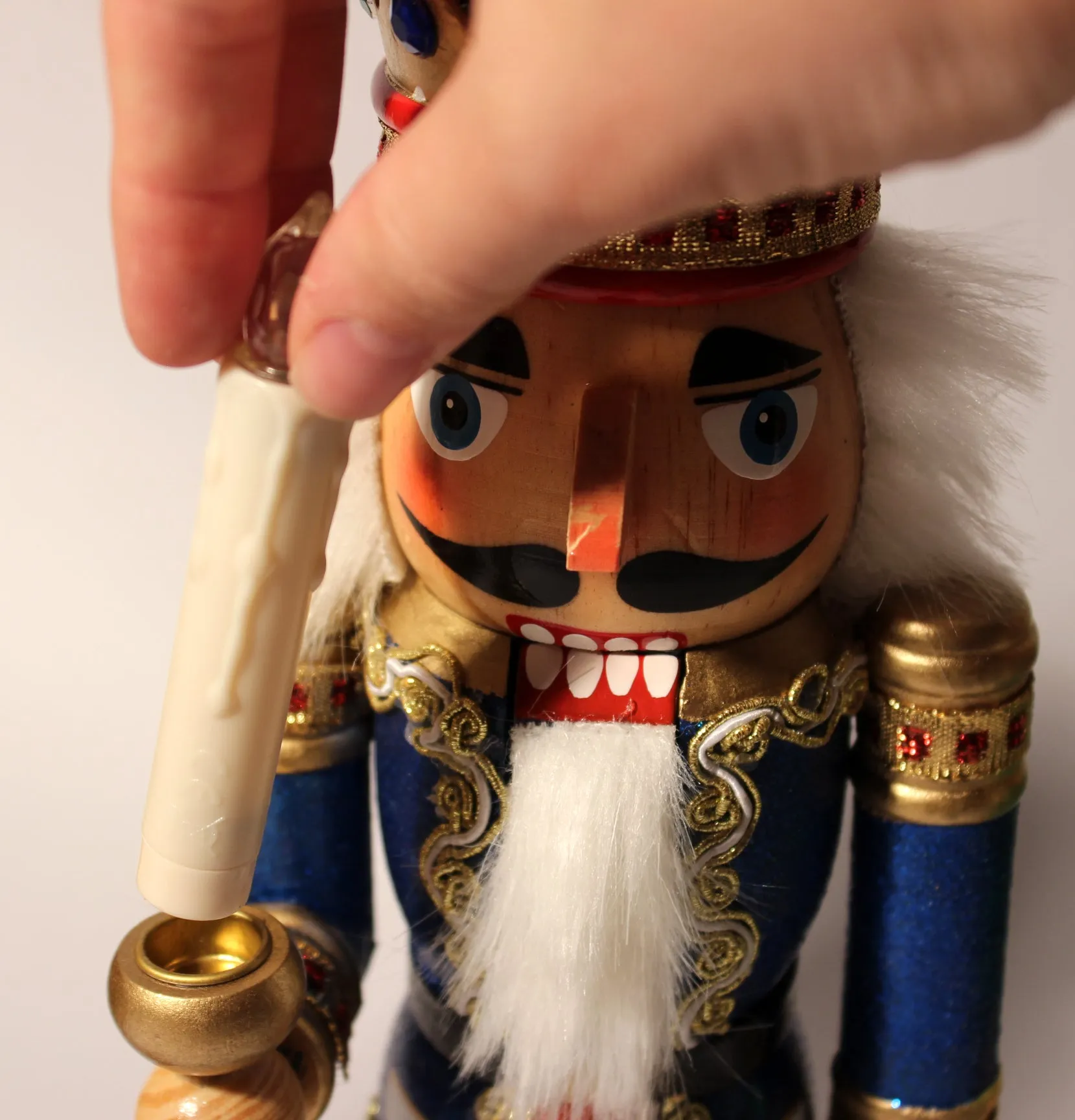 15" Glittery King Nutcrackers with Light-up LED candles
