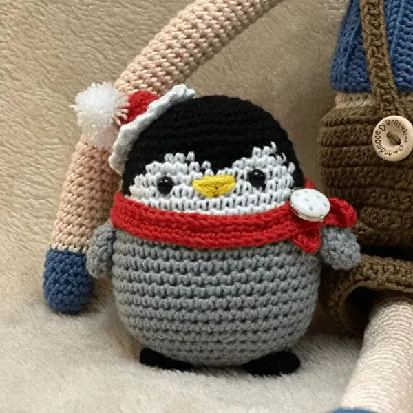 Crochet Small Santa Claus Penguin Toy