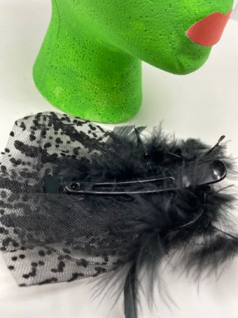 Spooky Hand Hair Clip