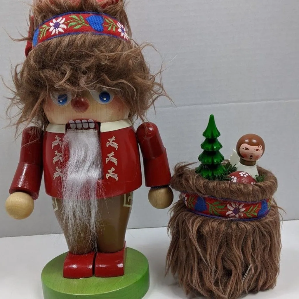 Steinbach Chubby Nutcracker Mountain Santa