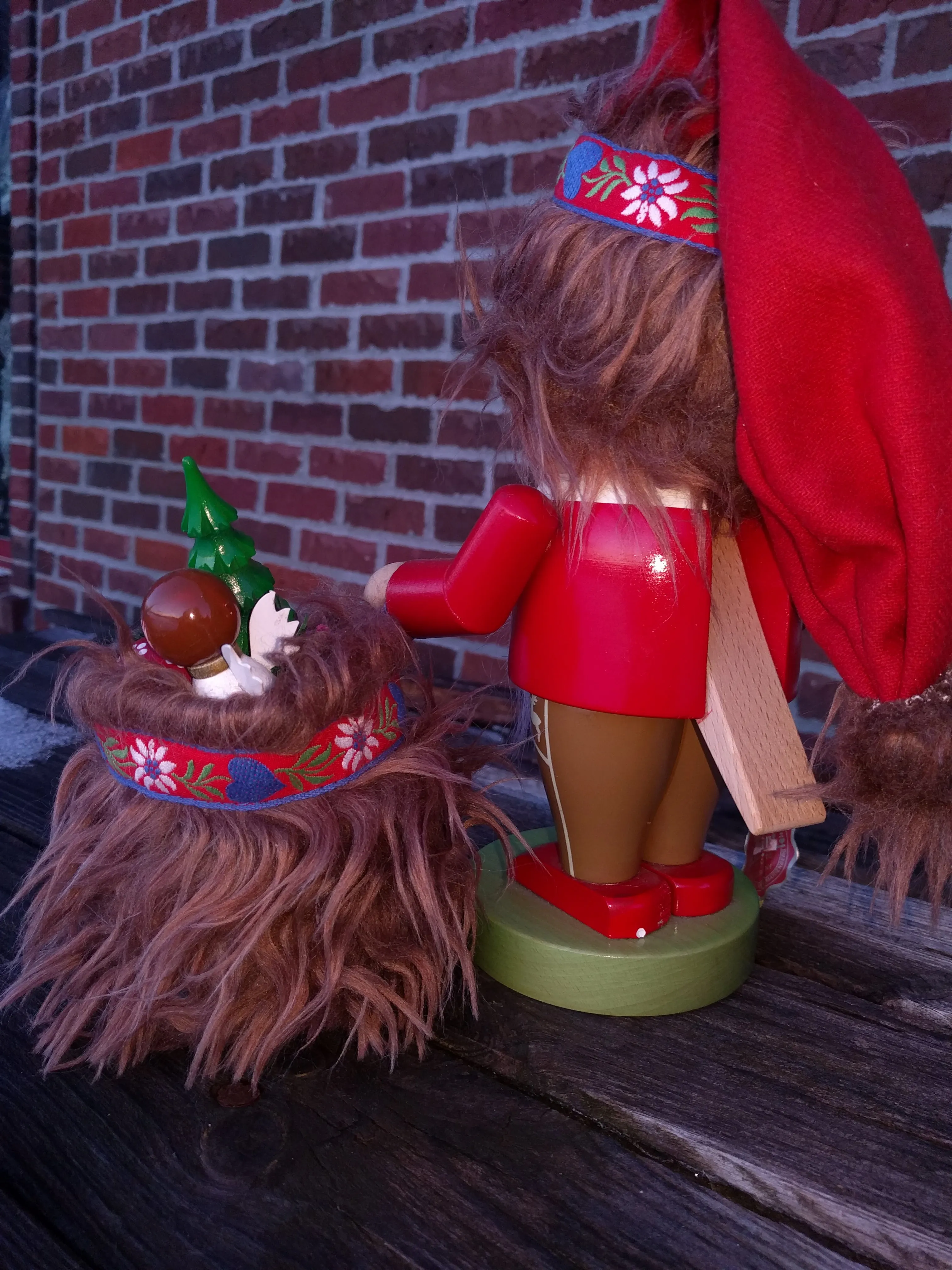 Steinbach Chubby Nutcracker Mountain Santa