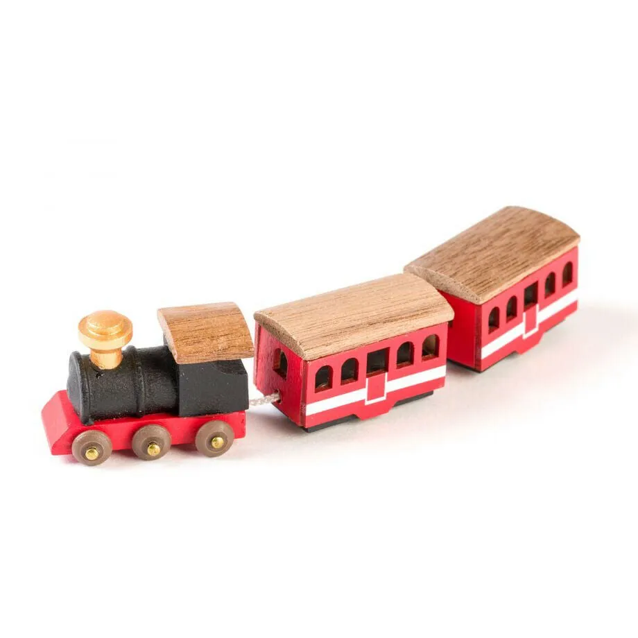 Wooderful Life: Music Box Cave and Train